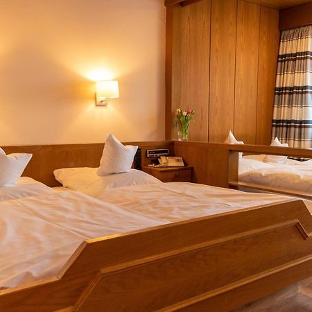 Landgasthof Hotel Hirsch Loßburg Eksteriør bilde
